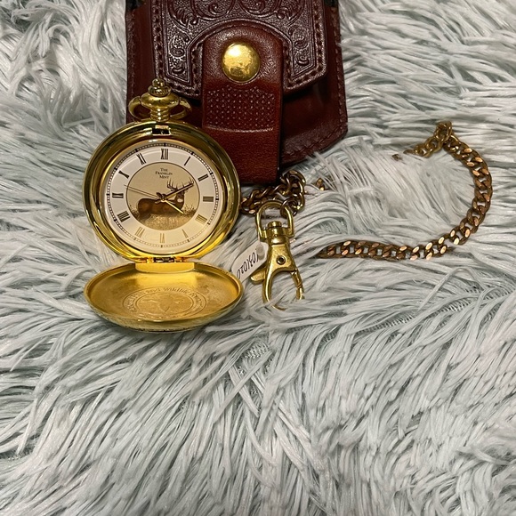 THE FRANKLIN MINT BUCK GOLD PLATED QUARTZ POCKET WATCH - Picture 3 of 12